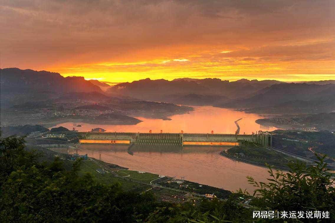 宜昌市三峡大坝与屈原故里旅游区规划新构想