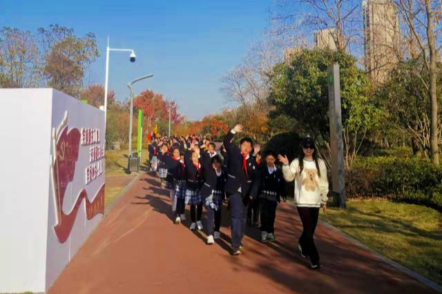 钢城区小学最新项目，塑造未来教育典范标杆